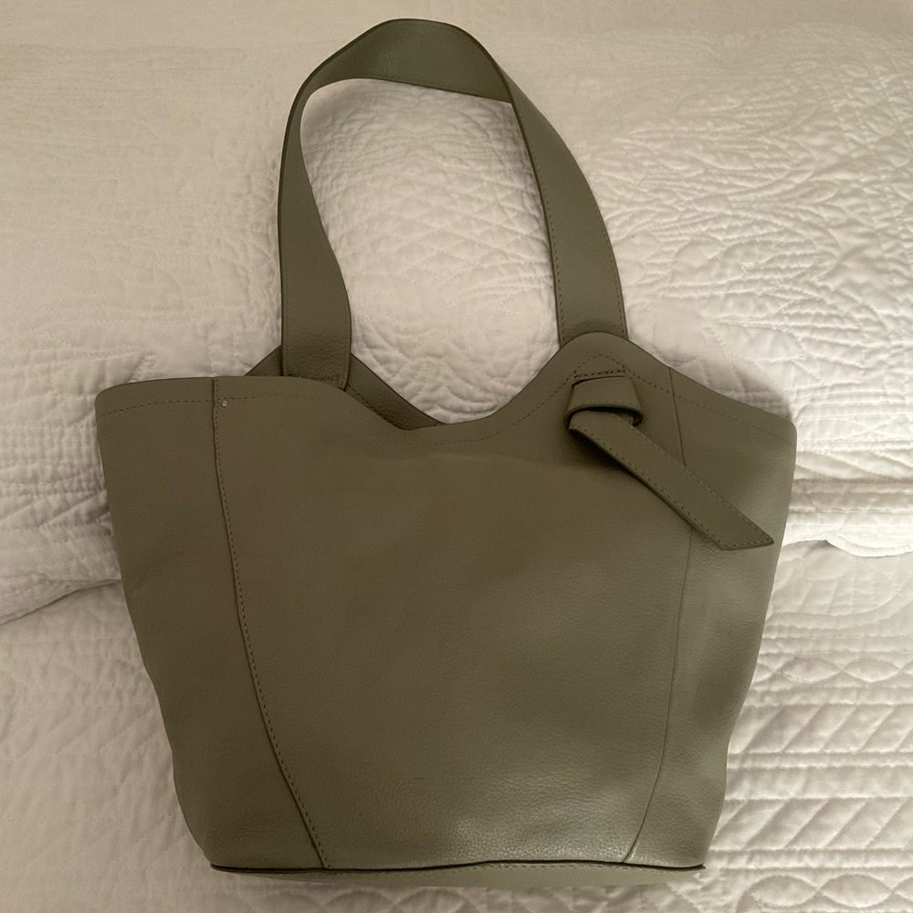 Lucky Brand Shoulder Bag Genuine Lether Olive Green, Army Green, Avocado Green